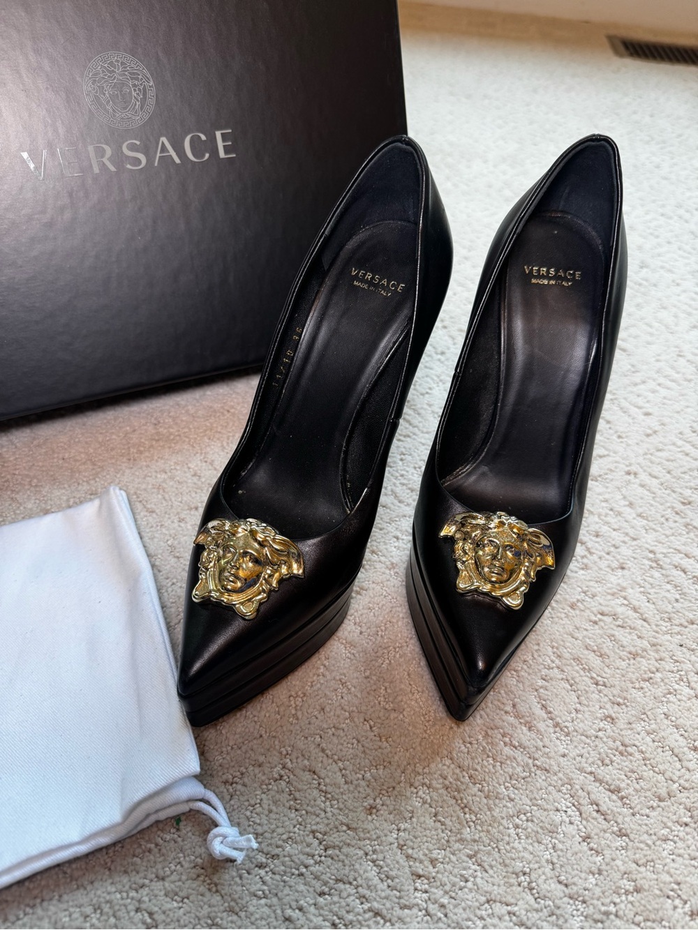 Versace Black Leather Pointed Pumps with Gold Medusa Size 6 - Picture 2 of 10